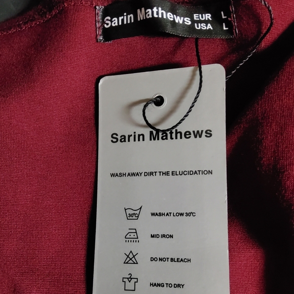 Elegant Burgundy Wine Sleeveless Fit & Flare Mini Dress With Heart Neckline. - Picture 6 of 6